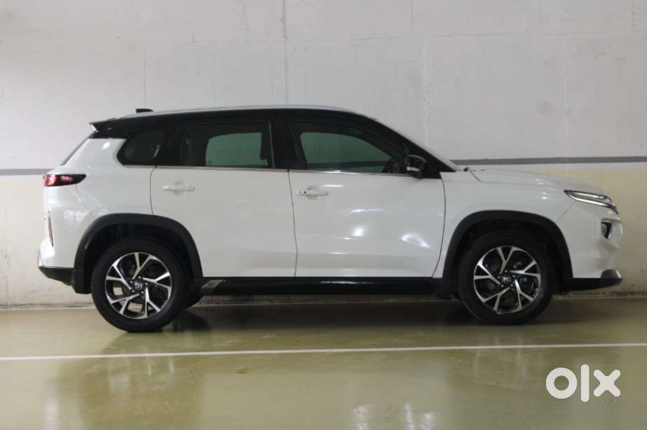 Toyota Urban Cruiser Hyryder 1.5 V Hybrid, 2023, Petrol
