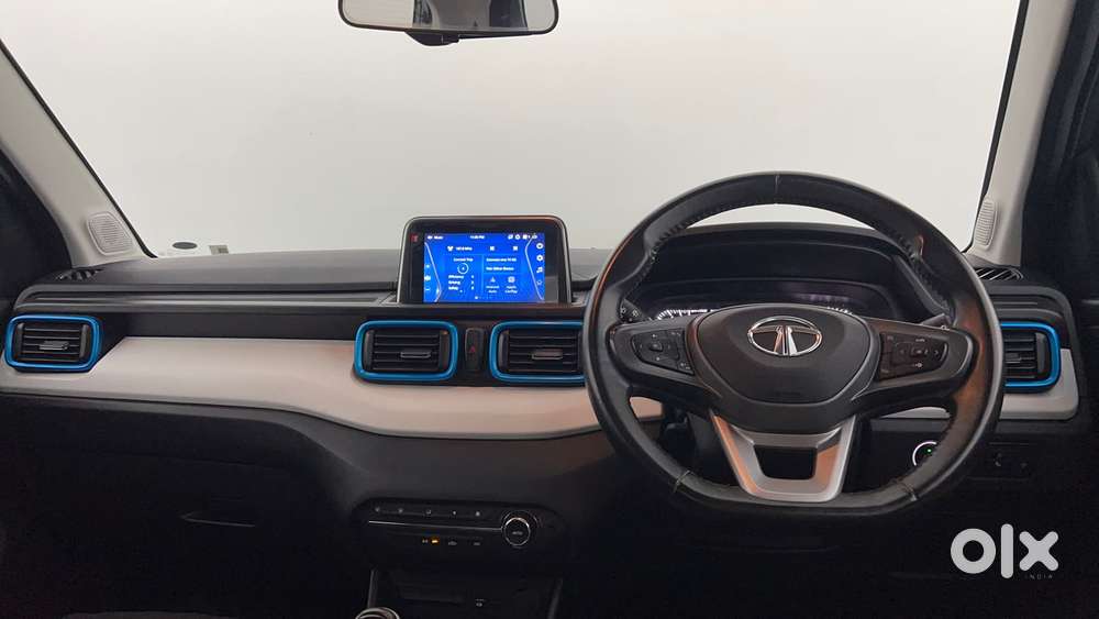 Tata Punch 1.2 Revotron Creative Dual Tone, 2021, Petrol