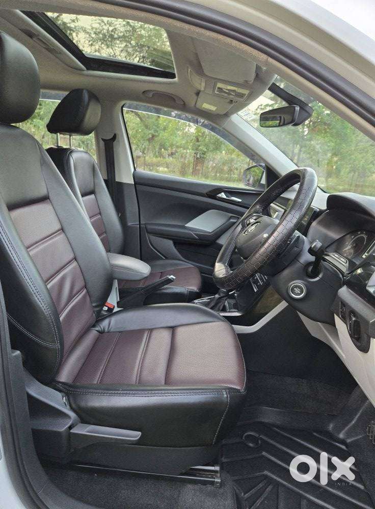 Skoda Kushaq 1.0 Tsi Style At (6 Airbags), 2021, Petrol