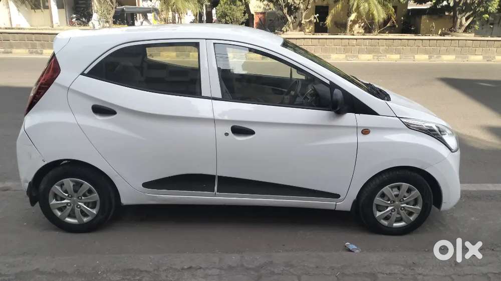 Dr Used Hyundai Eon 2017 Petrol Era Plus Se