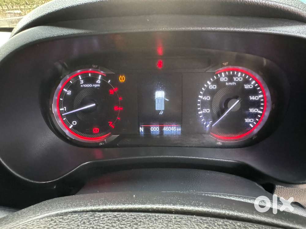 Mahindra Thar Lx 4-str Convertible Mt, 2023, Diesel