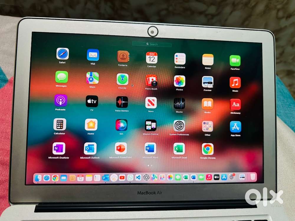 MacBook Air (13インチ, Early 2015) MacBook Air (13インチ, Early 2015) マニュアルとダウンロード