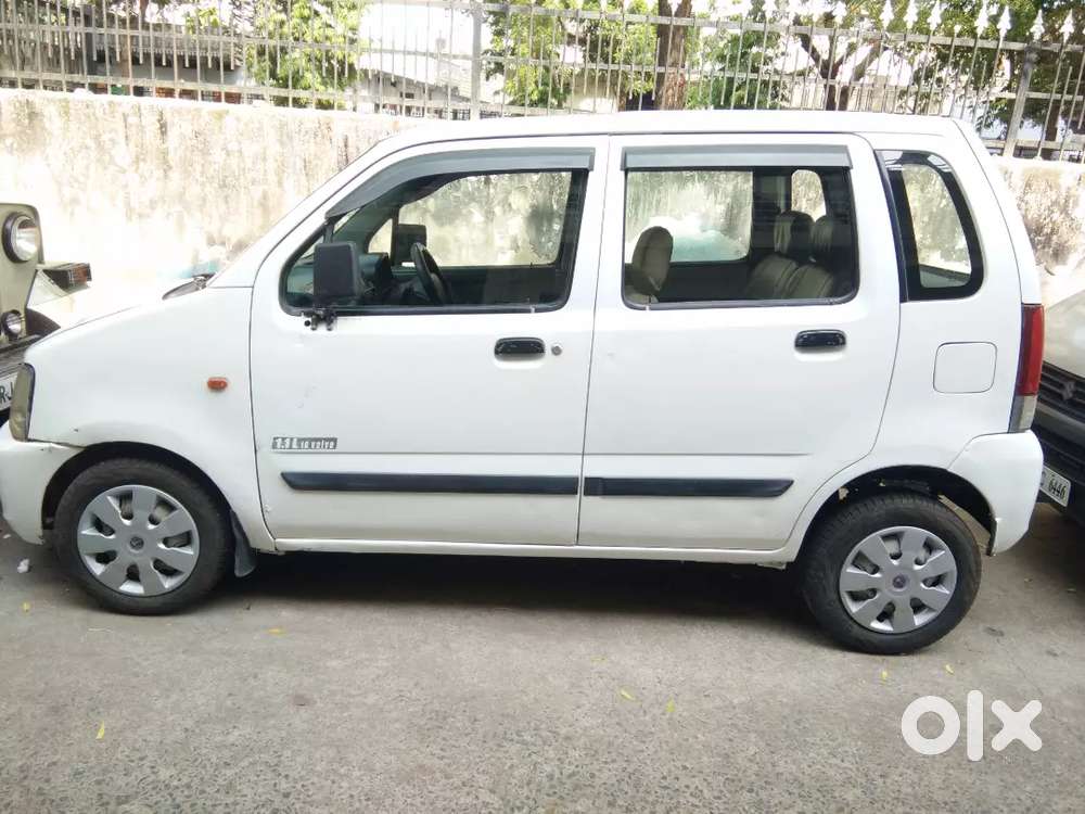 Low Price , Well Condition , All Tyre New Appollo, Led Music