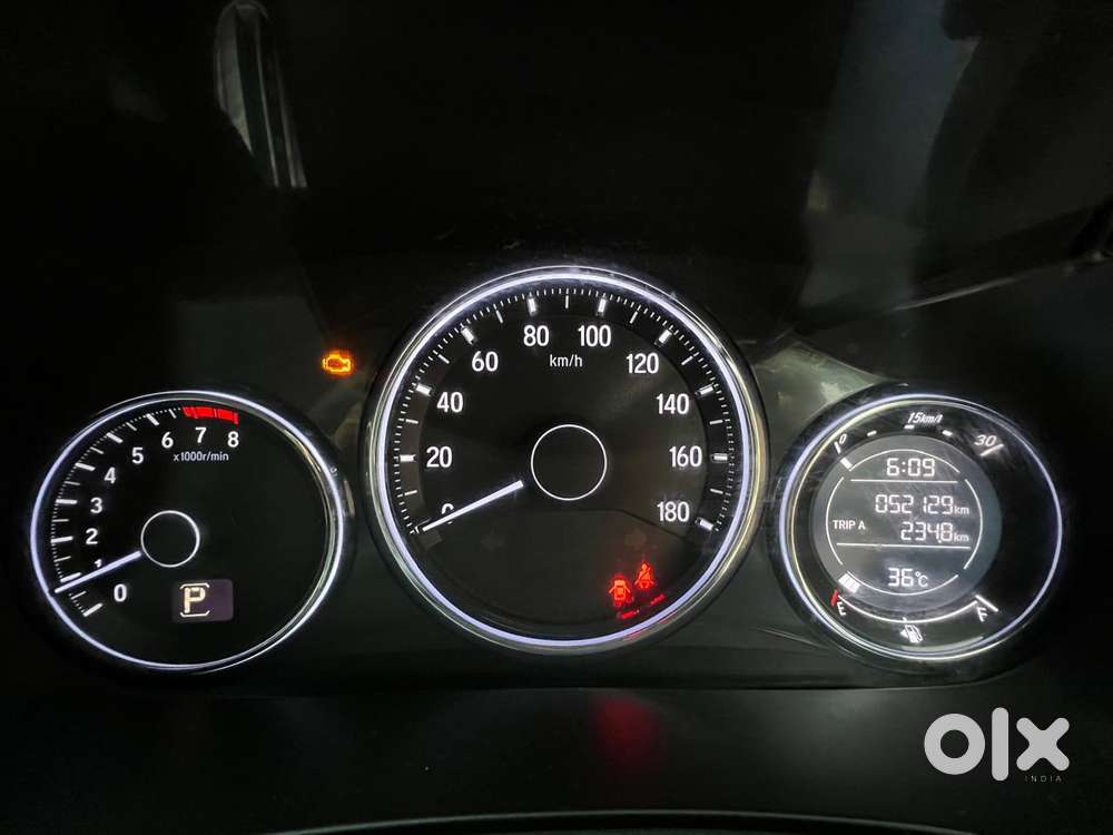 Honda Br-v Style Edition V Cvt, 2016, Petrol