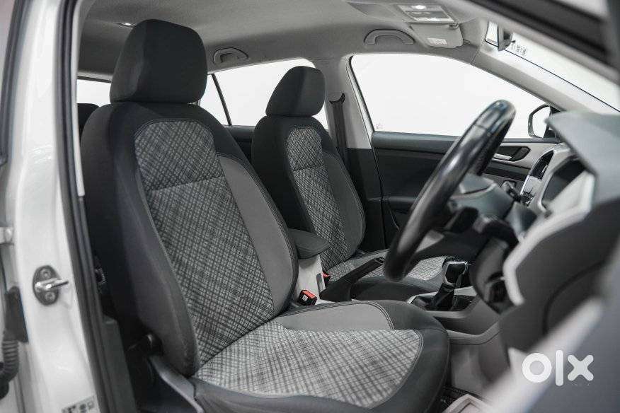 Volkswagen Taigun 1.0 Tsi Highline At, 2022, Petrol