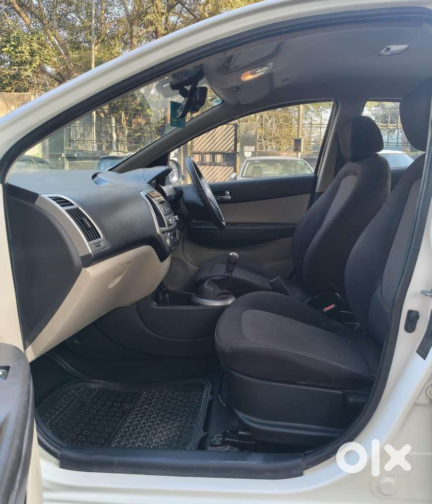 Hyundai I20 Sportz 1.2 Mt, 2013, Petrol