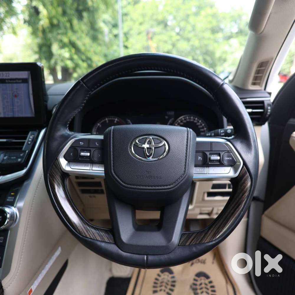 Toyota Land Cruiser 3.3 Zx Diesel, 2023, Diesel