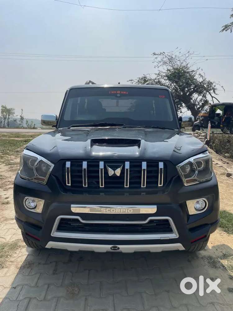 Mahindra Scorpio Classic 2017 Diesel 120000 Km Driven