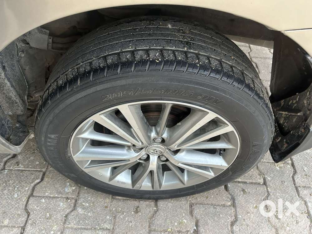 Toyota Corolla Altis 2013-2017 Vl At, 2016, Petrol