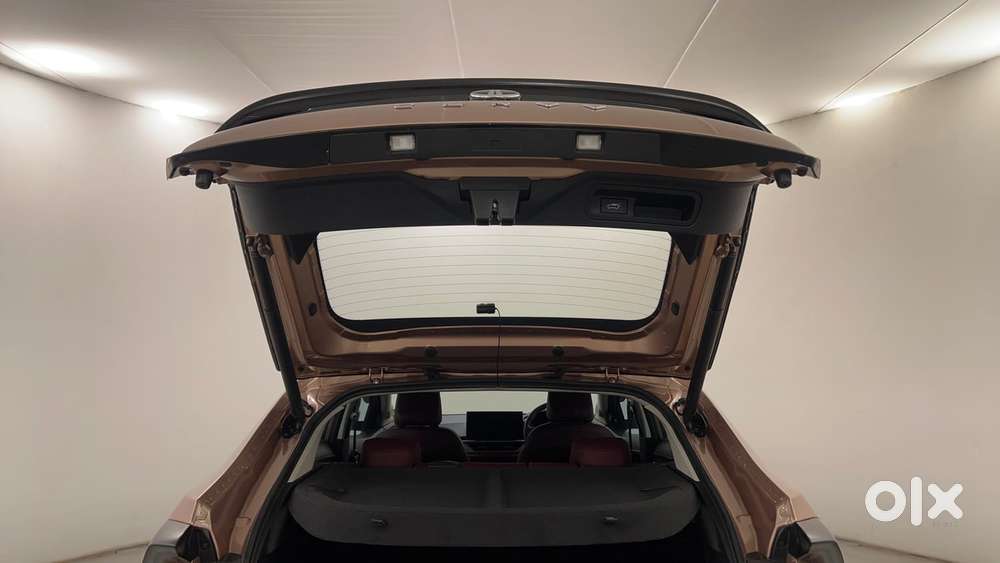 Tata Curvv S 1.2 Hyperion Gdi Petrol 7dca, 2025, Petrol