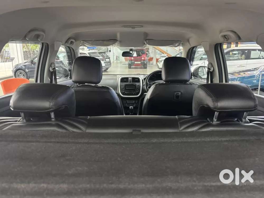 Maruti Suzuki Vitara Brezza 1.5 Zxi Plus Dual Tone, 2021, Petrol