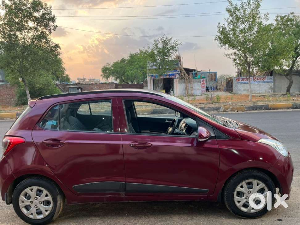 Hyundai Grand I10 Sportz, 2015, Diesel