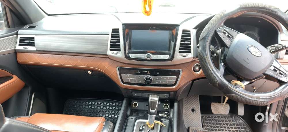 Mahindra Alturas G4 4x2 At, 2019, Diesel