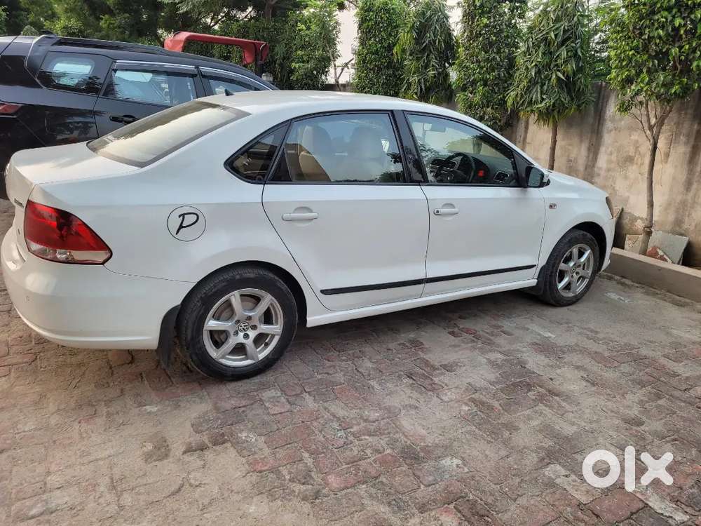 Volkswagen Vento 2013 Highline Petrol