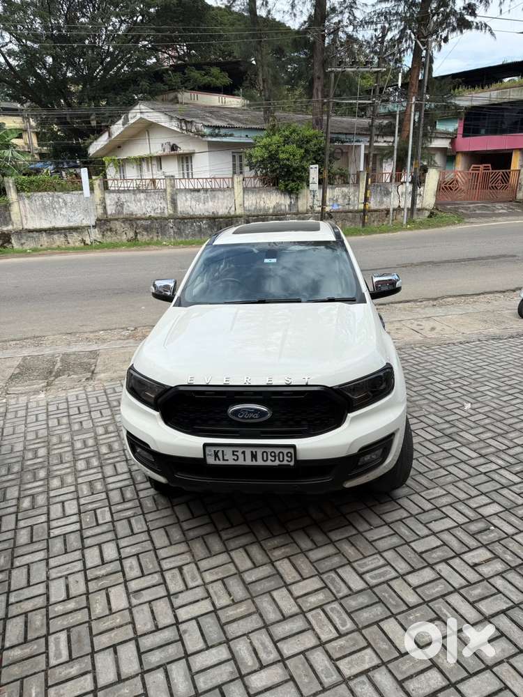 Ford Endeavour 2021 Diesel 39000 Km Driven  Warranty And Service