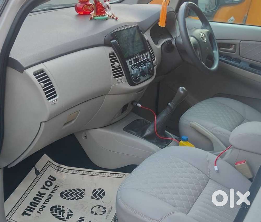 Toyota Innova 2.5 G (diesel) 8 Seater, 2012, Diesel