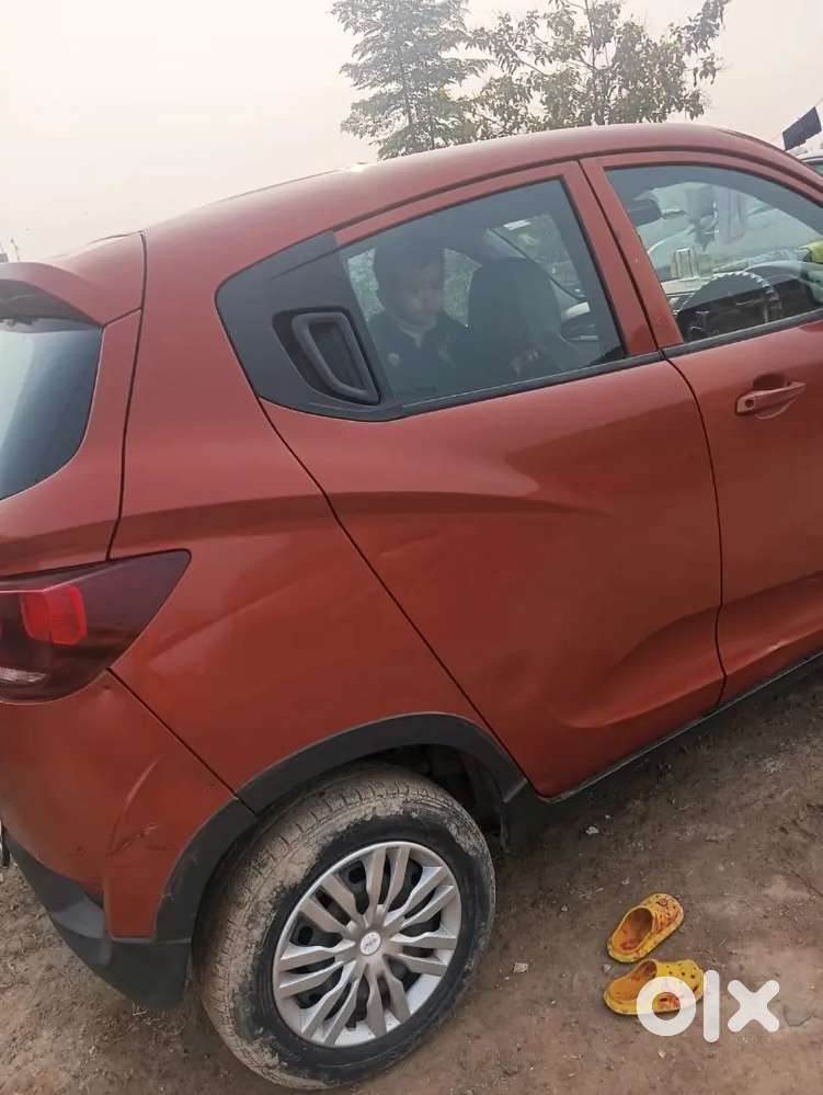 Mahindra Kuv100 Nxt 2016 Cng & Hybrids 50000 Km Driven