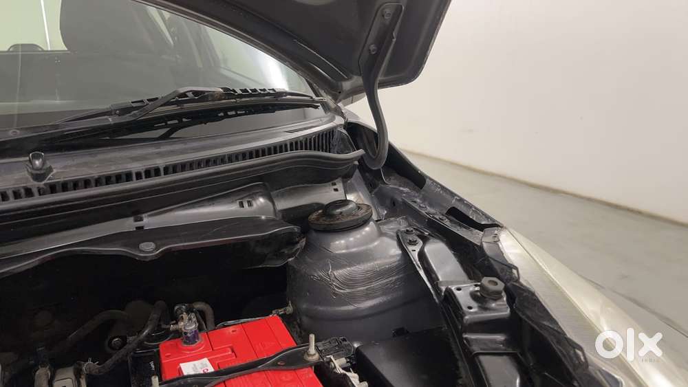 Maruti Suzuki Swift Vvt Vxi, 2014, Petrol