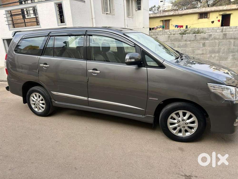 Toyota Innova 2015 Diesel 124000 Km Driven