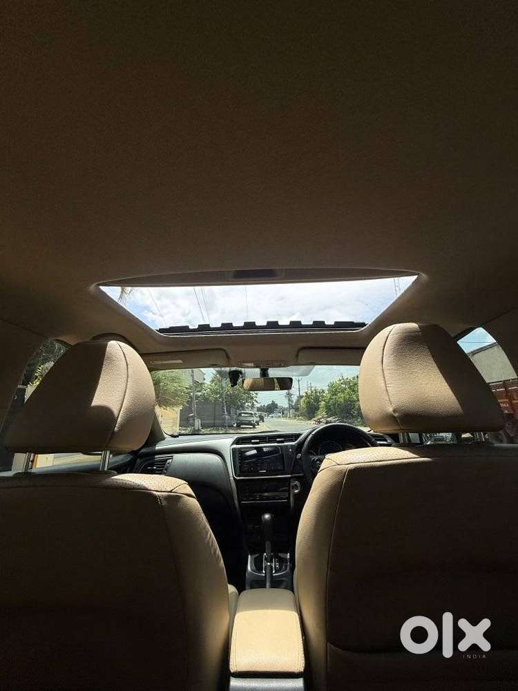 Honda City I-vtec V, 2017, Petrol