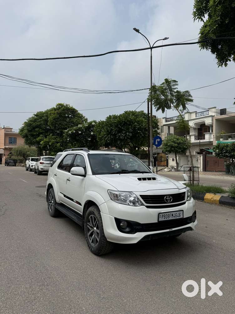 Toyota Fortuner 3.0 Sportivo 4x2 Mt, 2015, Diesel