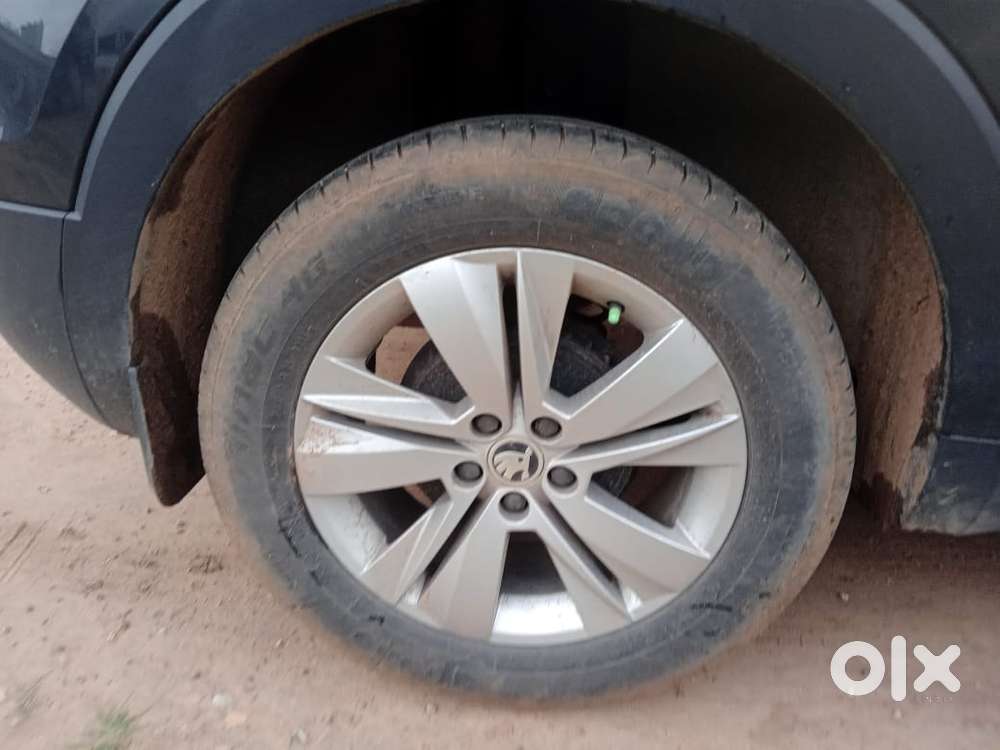 Skoda Kushaq 1.0 Tsi Ambition, 2022, Petrol