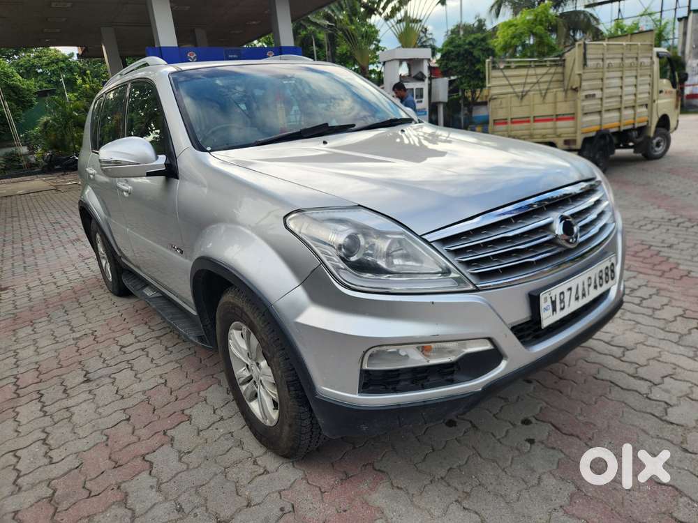 Mahindra Rexton, 2017, Diesel