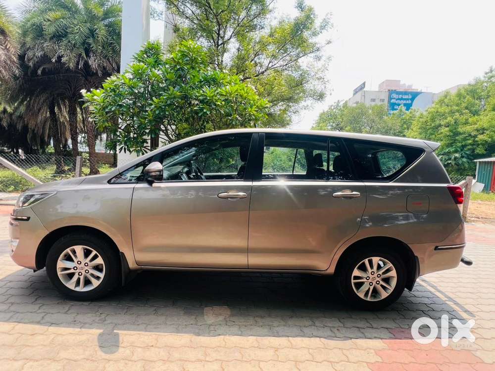 Toyota Innova Crysta 2.7 Gx Mt 8s, 2024, Diesel