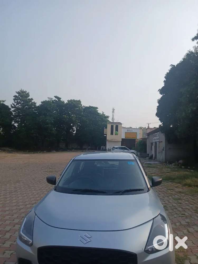 Maruti Suzuki Swift Lxi Petrol 2025