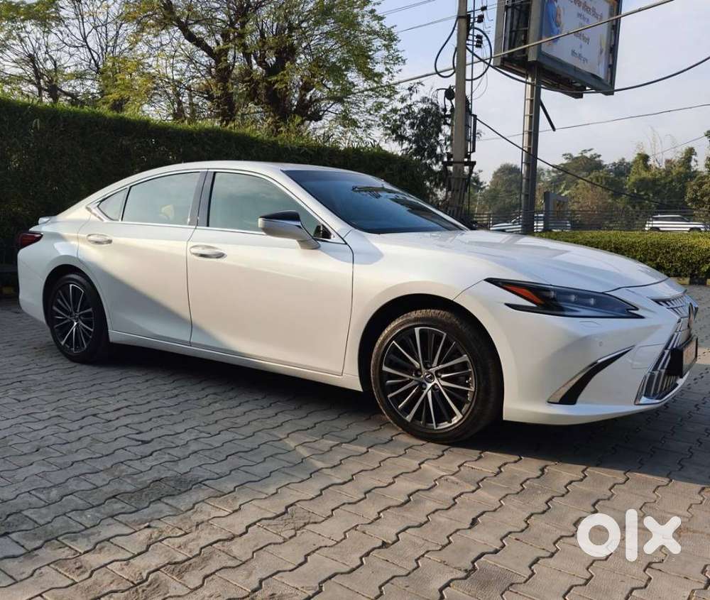 Lexus Es 300h, 2025, Petrol