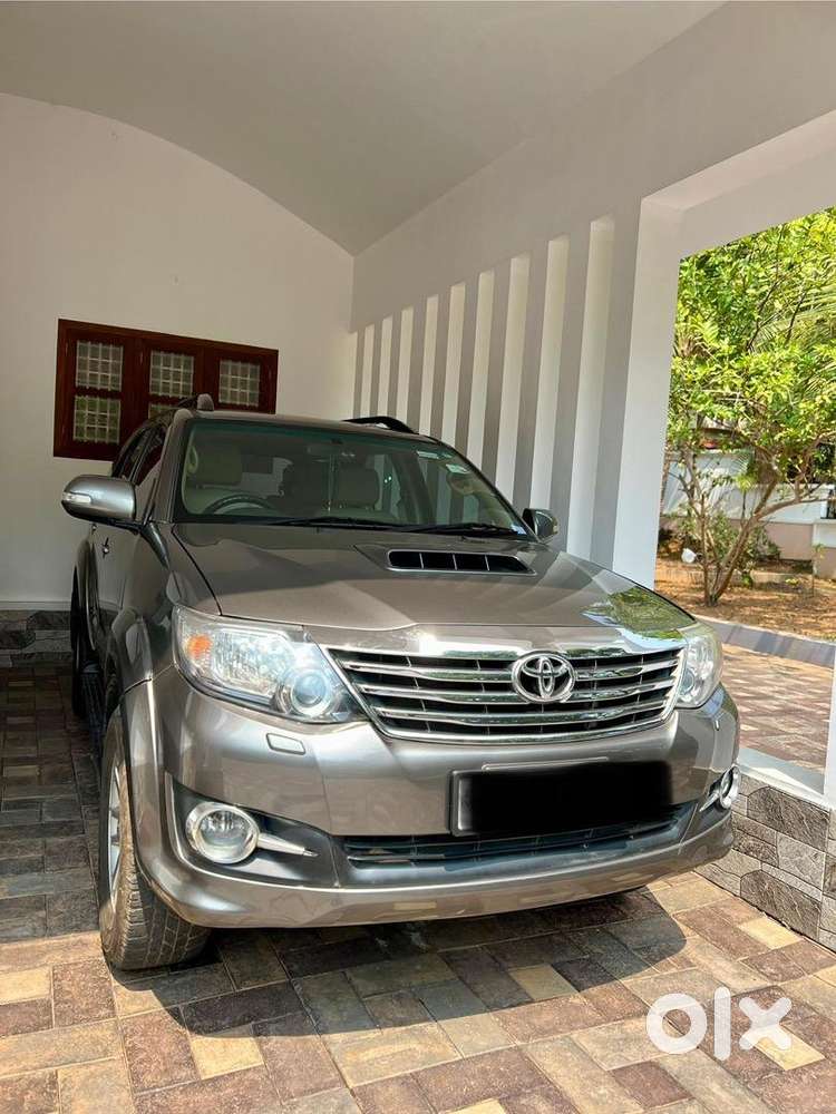 Toyota Fortuner 2014 Diesel 169000 Km Driven