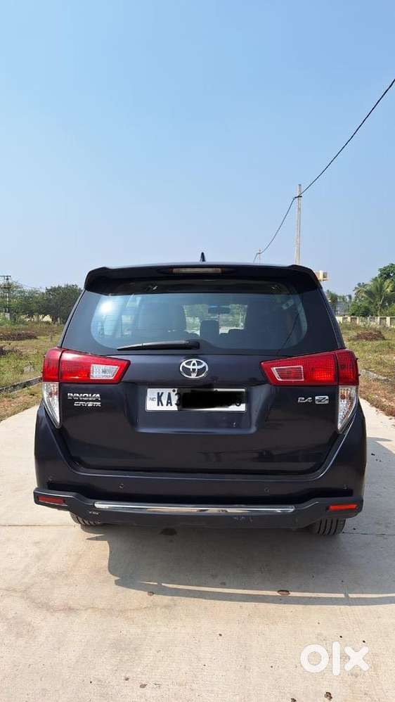 Toyota Innova Crysta 2021 Diesel Well Maintained
