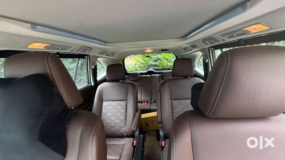 Toyota Innova Hycross 2.0 Zx (o) Hybrid 7 Str, 2024, Petrol