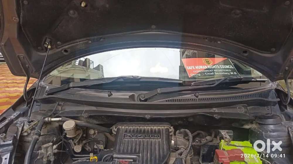 Maruti Suzuki Swift Lxi 2015