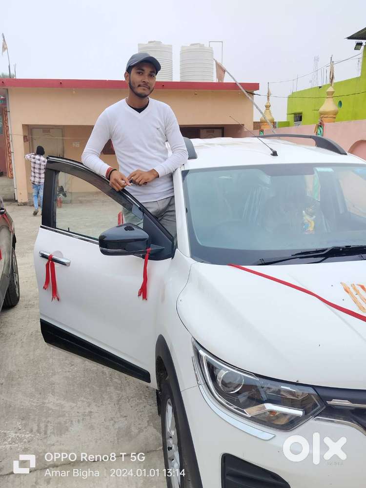 Renault Triber 2024 Cng & Hybrids Well Maintained
