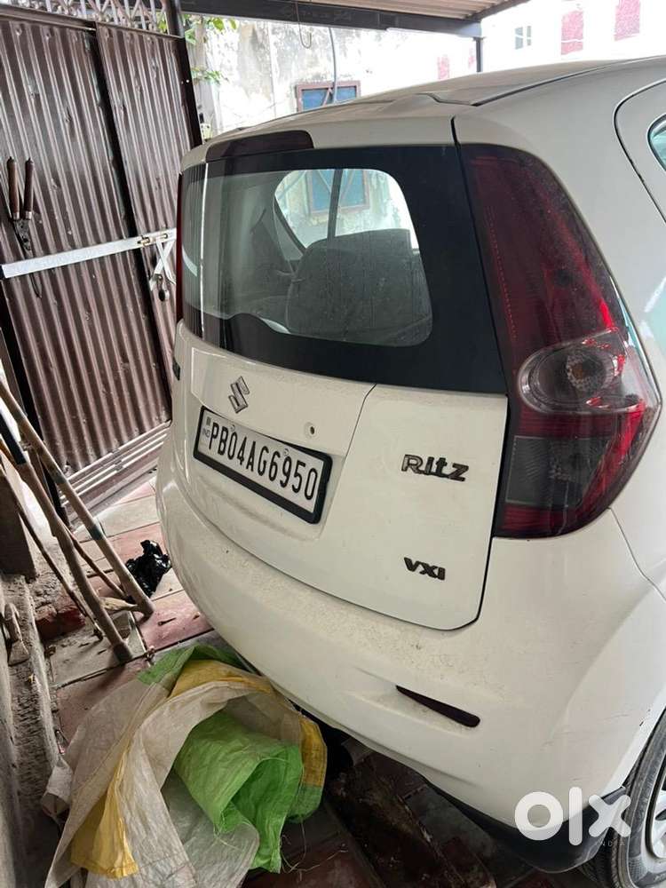 Maruti Suzuki Ritz 2011 Petrol Well Maintained