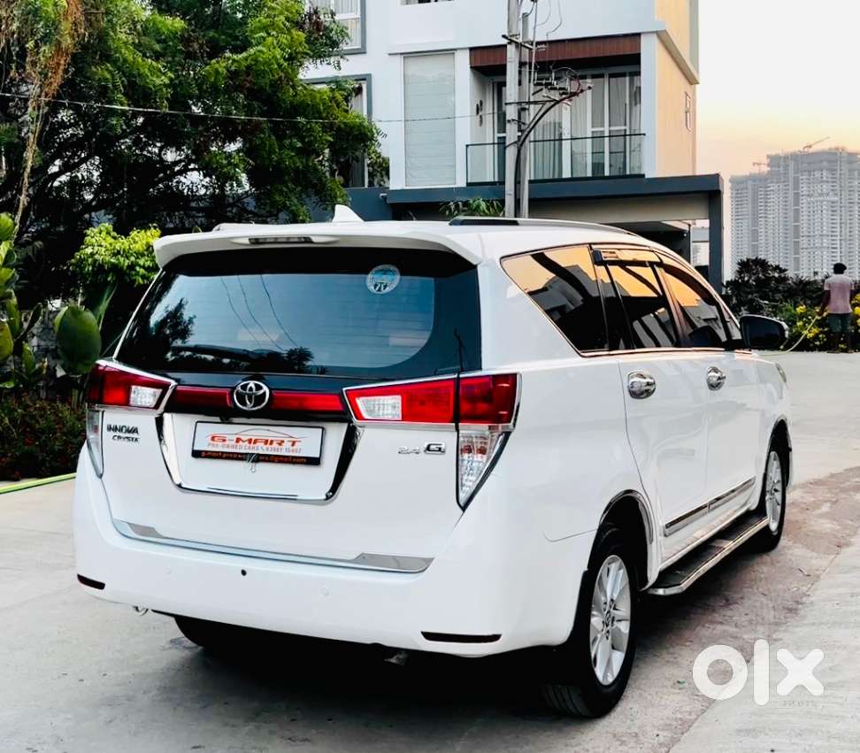 Toyota Innova Crysta 2.4 Gx Mt 8s, 2017, Diesel