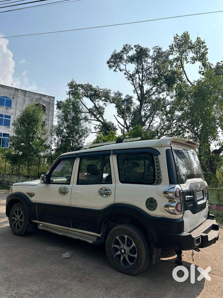 Mahindra Scorpio, 2015, Diesel