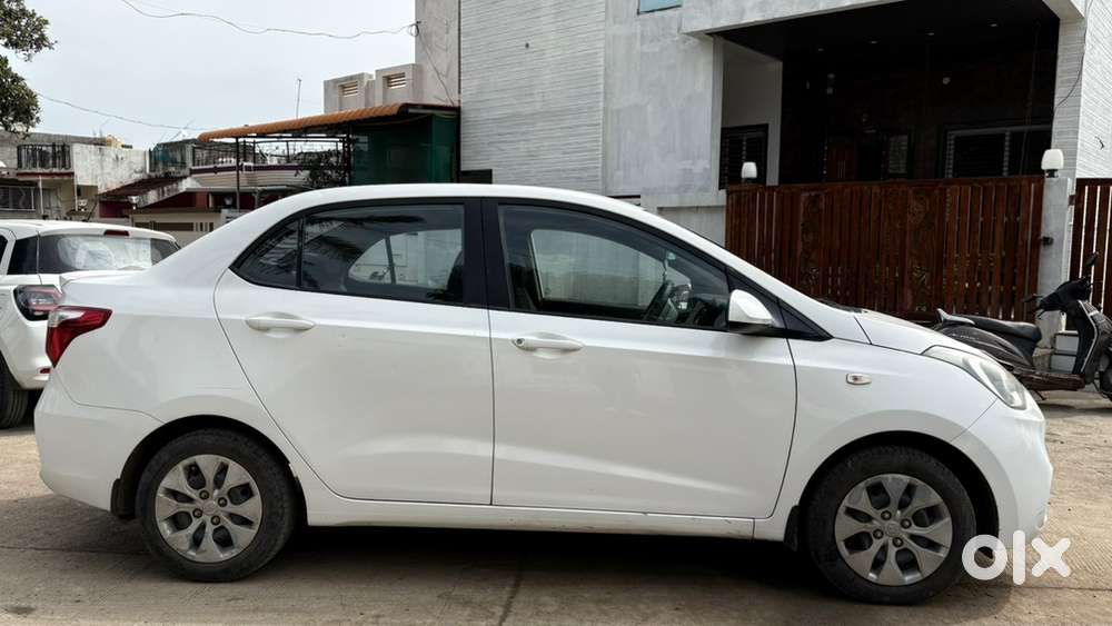 Hyundai Xcent 2018 Car