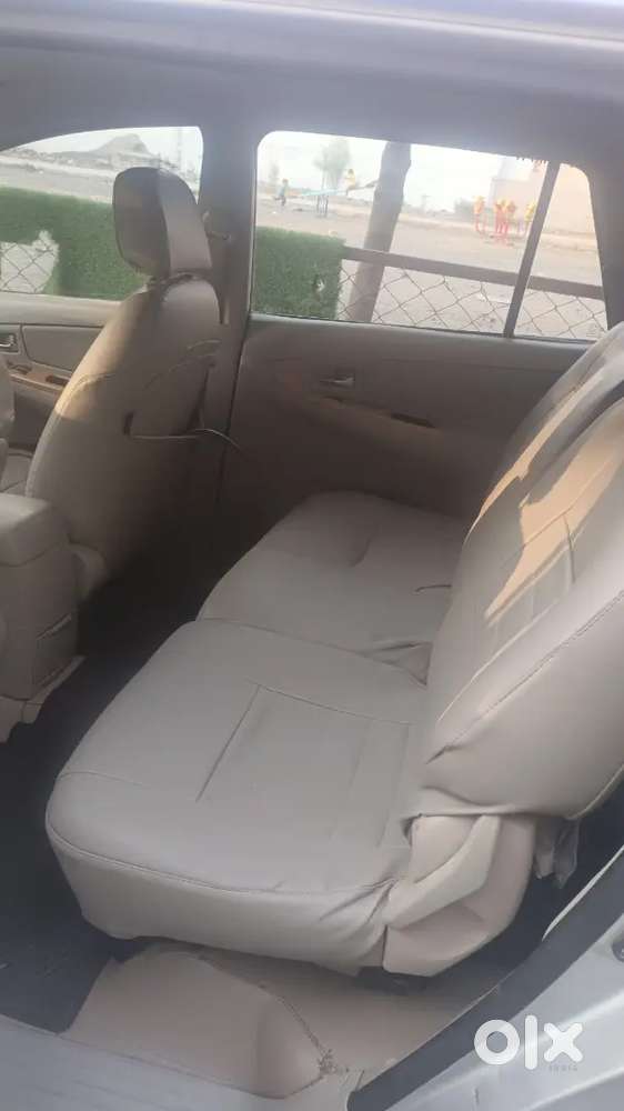 Toyota Innova 2010 Diesel 142000 Km Driven 5 Owner Well Maintained