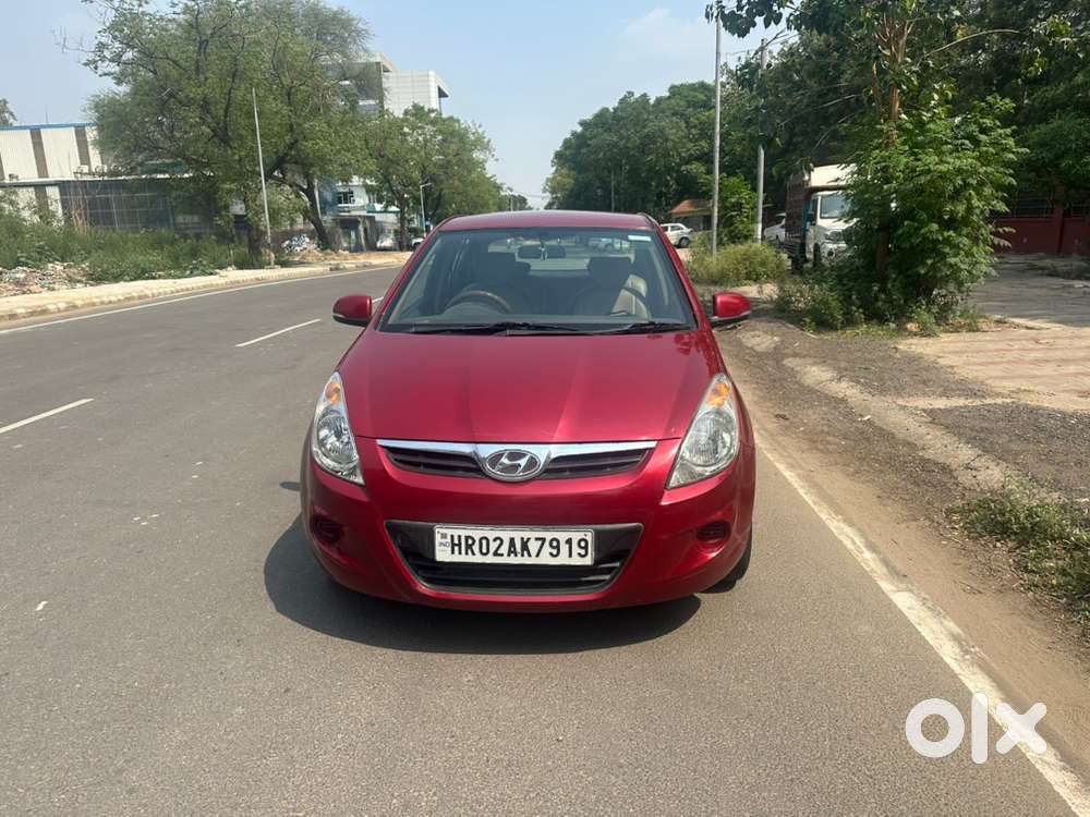 Hyundai I20 Sportz 2011 Petrol