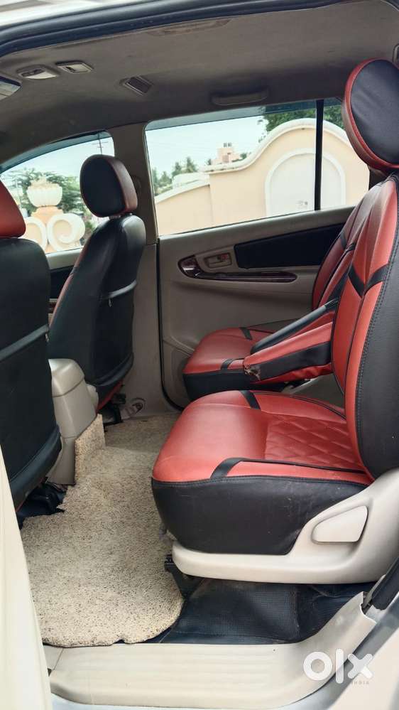 Toyota Innova 2.5 Z Diesel 7 Seater, 2015, Diesel