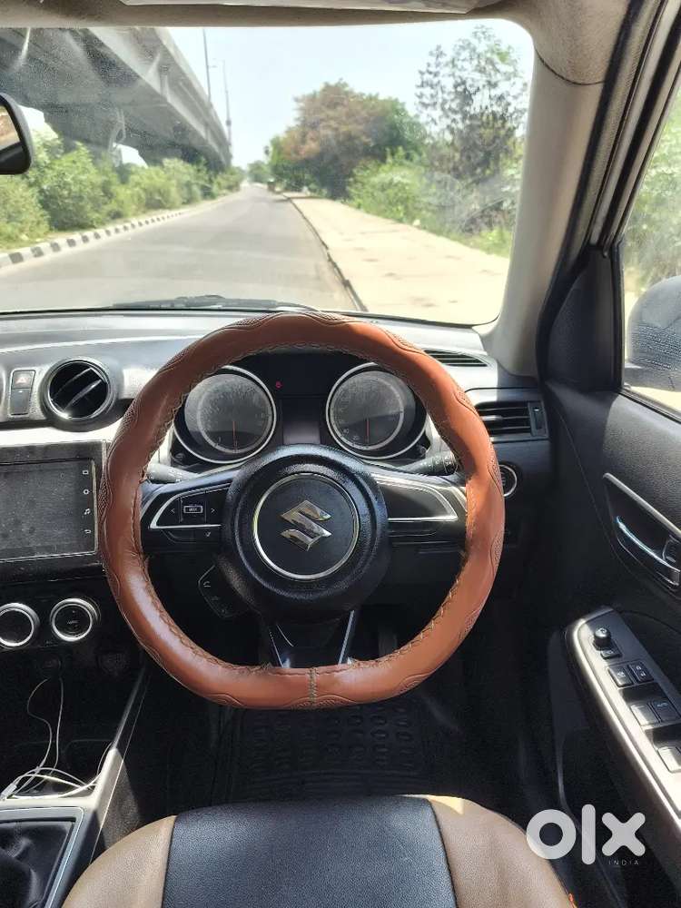 Maruti Suzuki Swift 2022 Zxi Alloyys