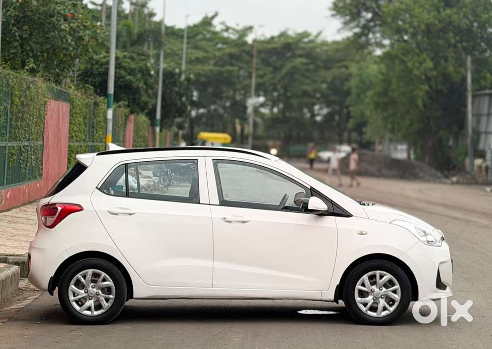 Hyundai I10 Magna Automatic, 2019, Cng & Hybrids