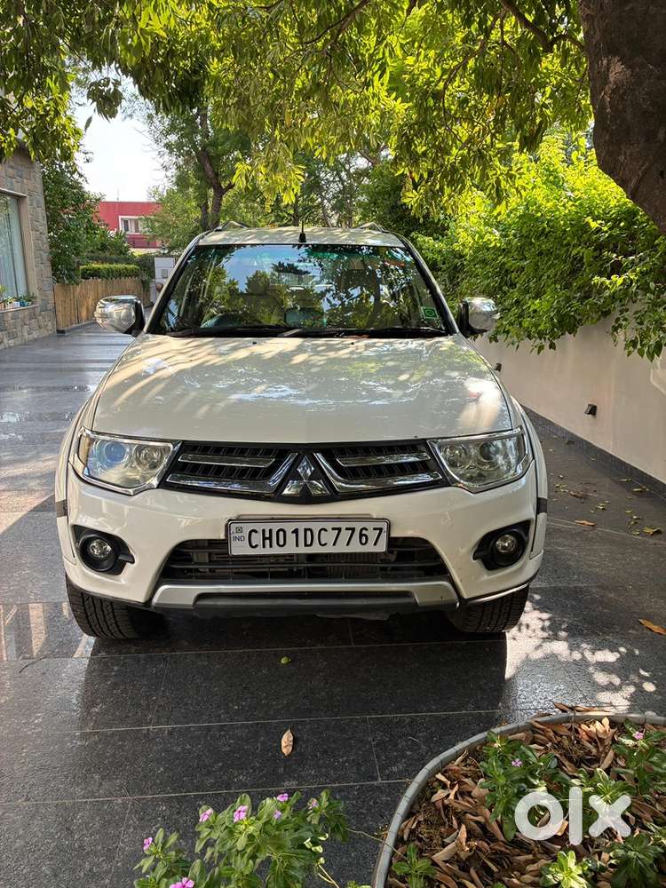 Mitsubishi Pajero Sport 2015 Diesel White Brand New Yokohama Immaculat