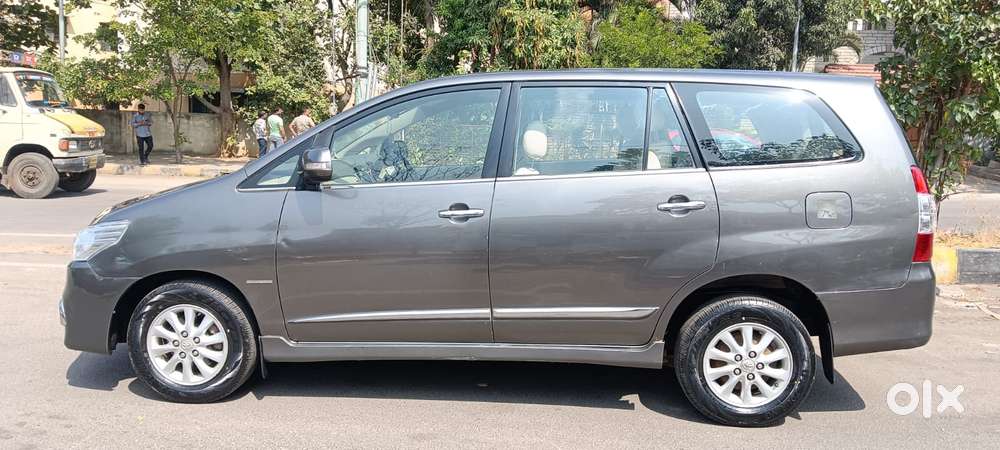 Toyota Innova 2.5 V 7 Str, 2014, Diesel
