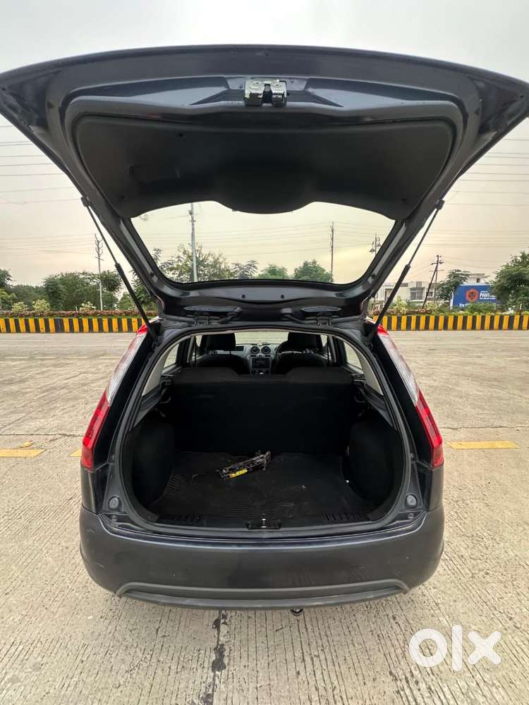 Ford Figo 1.2p Trend Mt, 2012, Petrol