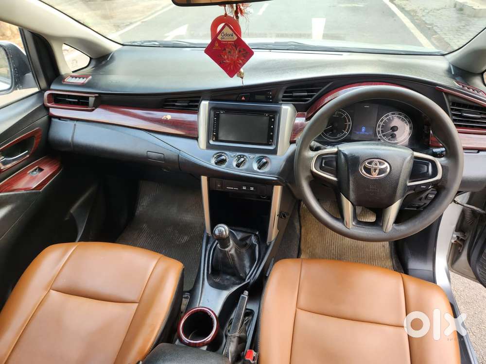 Toyota Innova Crysta 2.4 G Mt 8s, 2016, Diesel