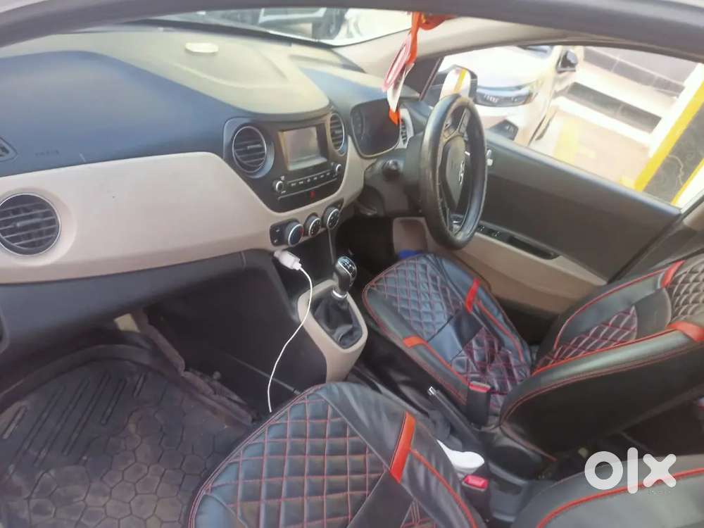 Mene Ertiga Le Li H Bus Isiliye Niklna H