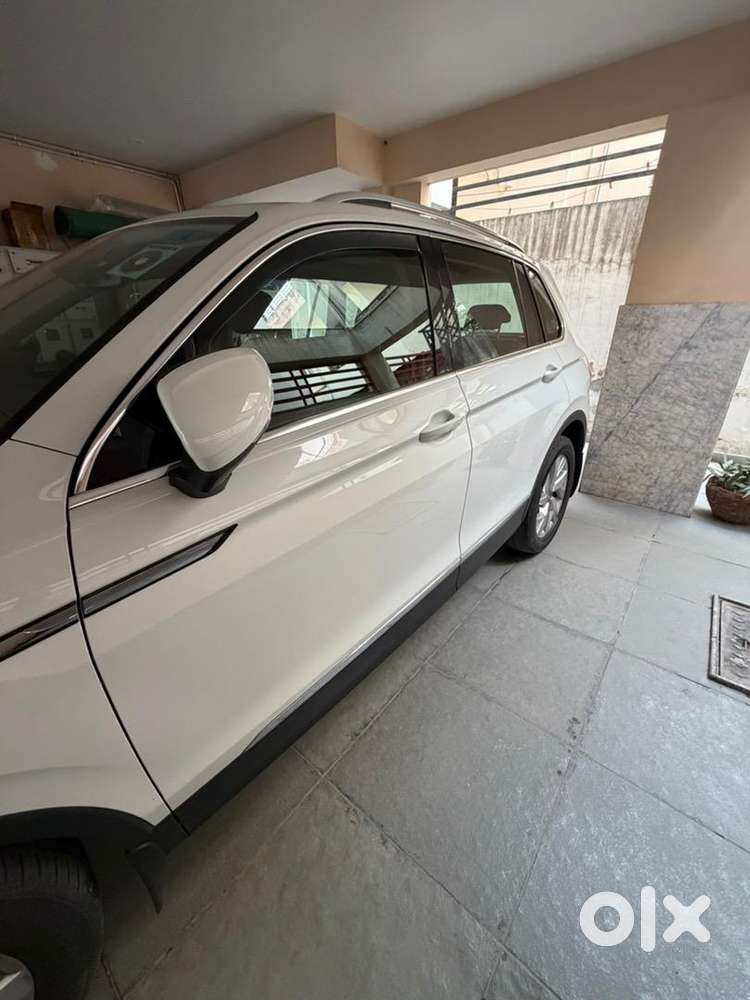 Volkswagen Petrol 2023 Car
